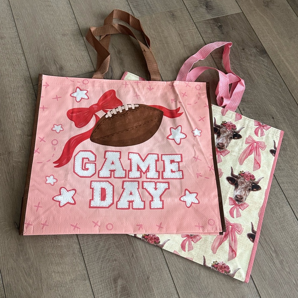 Homegoods TJMaxx Marshalls Game Day Cow Pink Bow Print Tote Bags (Set of 2) NWOT